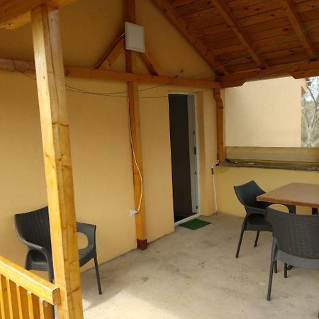 Family House Near Motorway 6 Guests 3 Bedrooms فيليس المظهر الخارجي الصورة