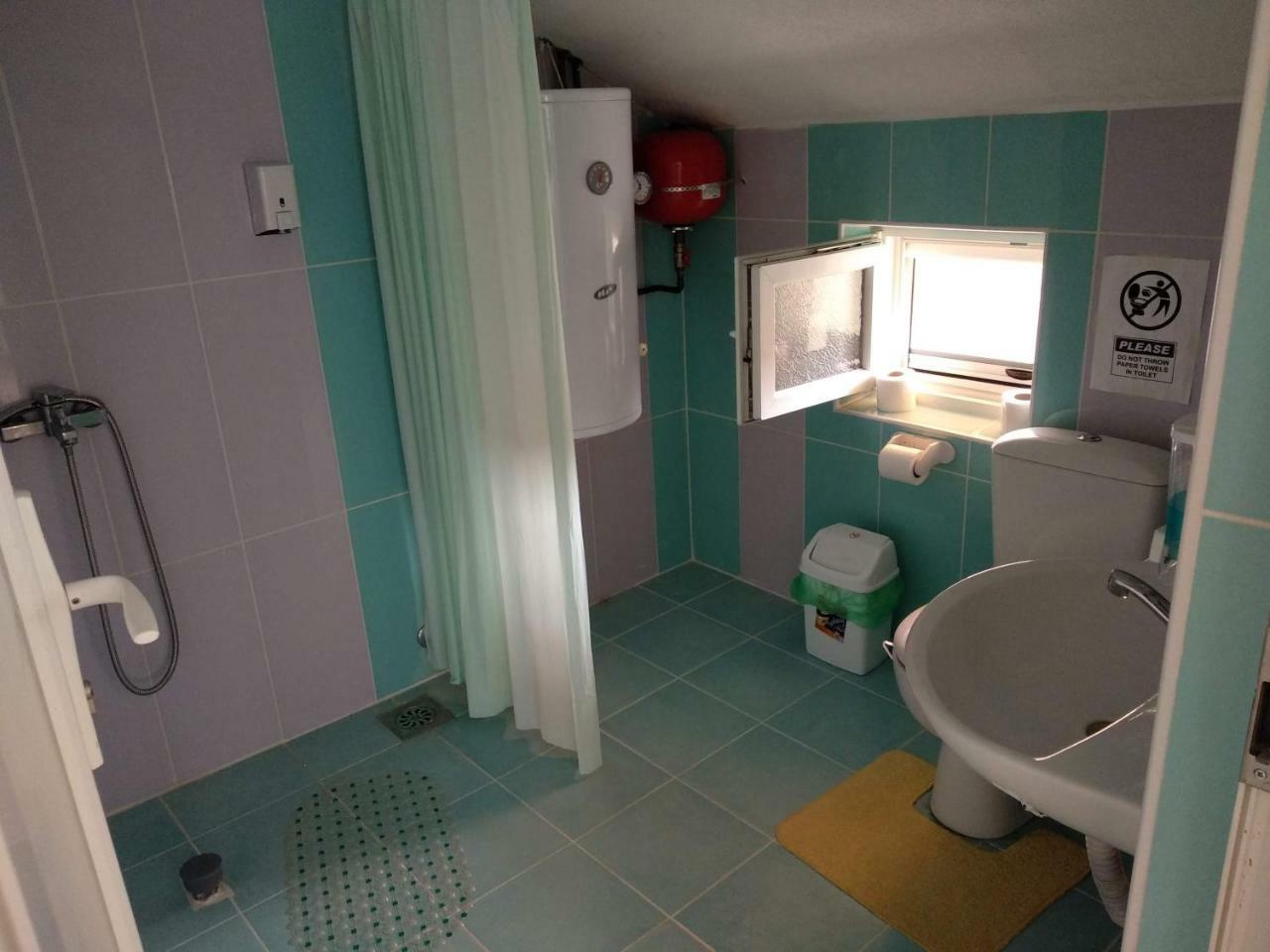 Family House Near Motorway 6 Guests 3 Bedrooms فيليس المظهر الخارجي الصورة