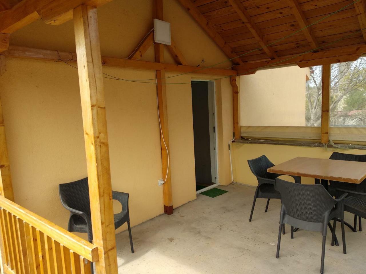 Family House Near Motorway 6 Guests 3 Bedrooms فيليس المظهر الخارجي الصورة