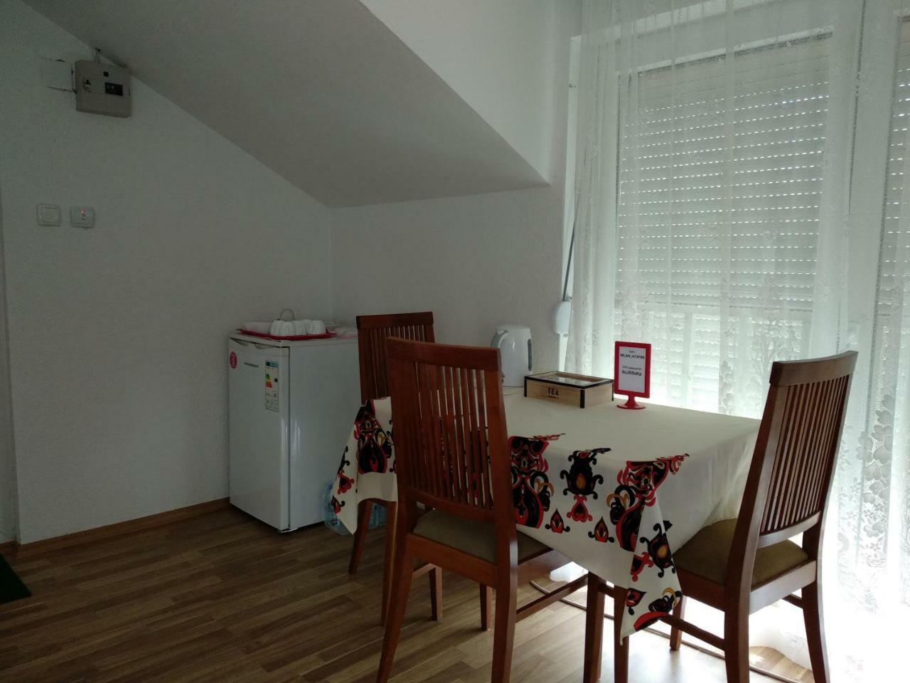 Family House Near Motorway 6 Guests 3 Bedrooms فيليس المظهر الخارجي الصورة